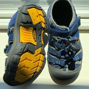 KEEN water friendly boys sandals
